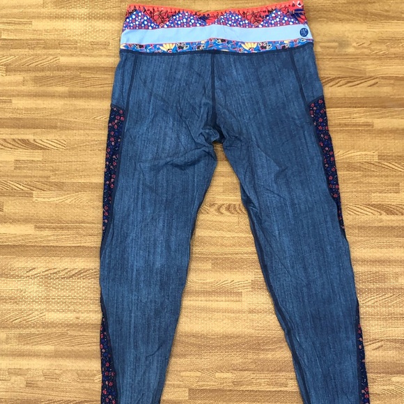 NWT. SEAFOLLY Active Leggings-denim. - Picture 2 of 7